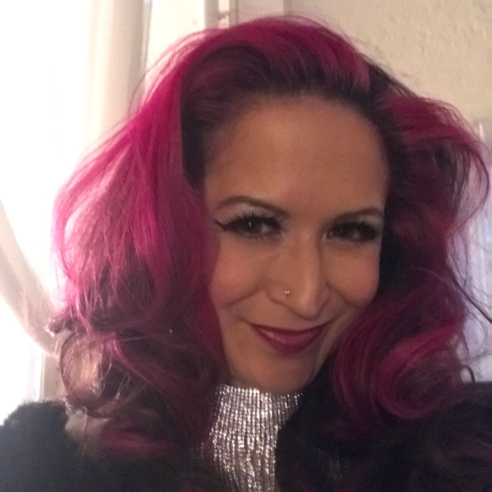 Meet your Posher, Christine